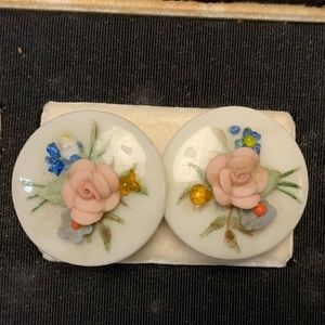 Vintage Ceramic Flower Cuff Links